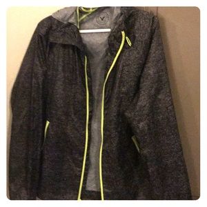 👛 CCO Final Price 👛 - American Eagle Rain Jacket